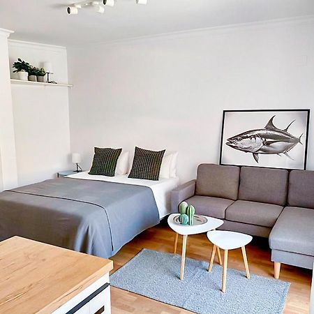 Estudio Del Carmen & Parking Малага Экстерьер фото
